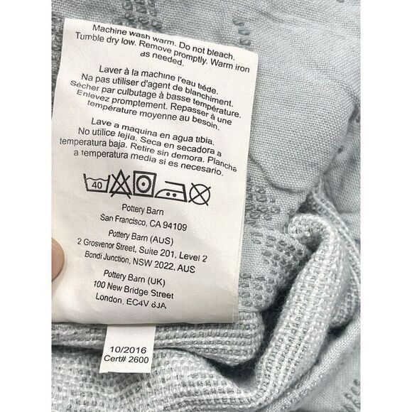 Pottery Barn Jacquard Matelasse Blue Gray Standard Pillow Shams 20x26” Set Of 2 - Picture 4 of 4
